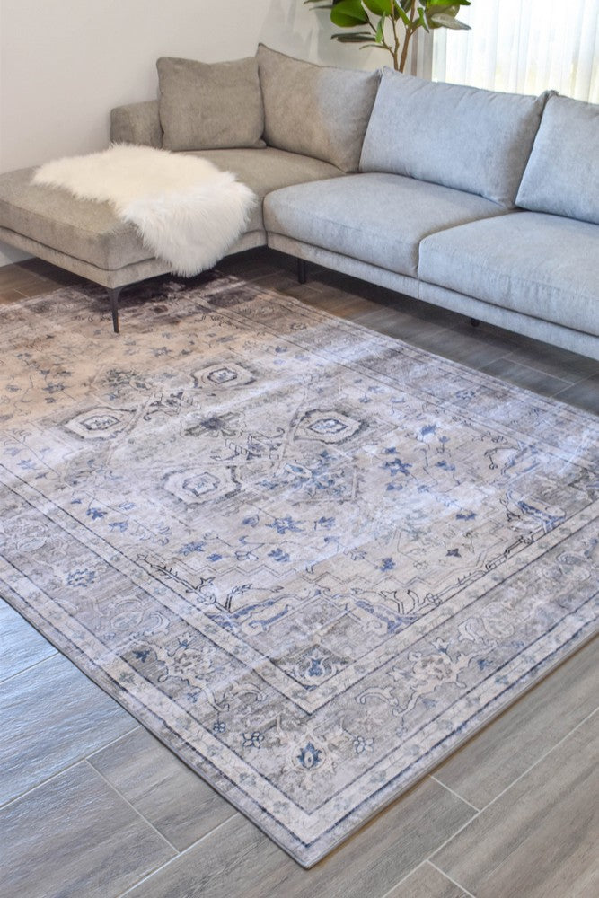 Novaro Alexandra Traditional Rug - Turkish-inspired modern rug from Treasures of Turkey