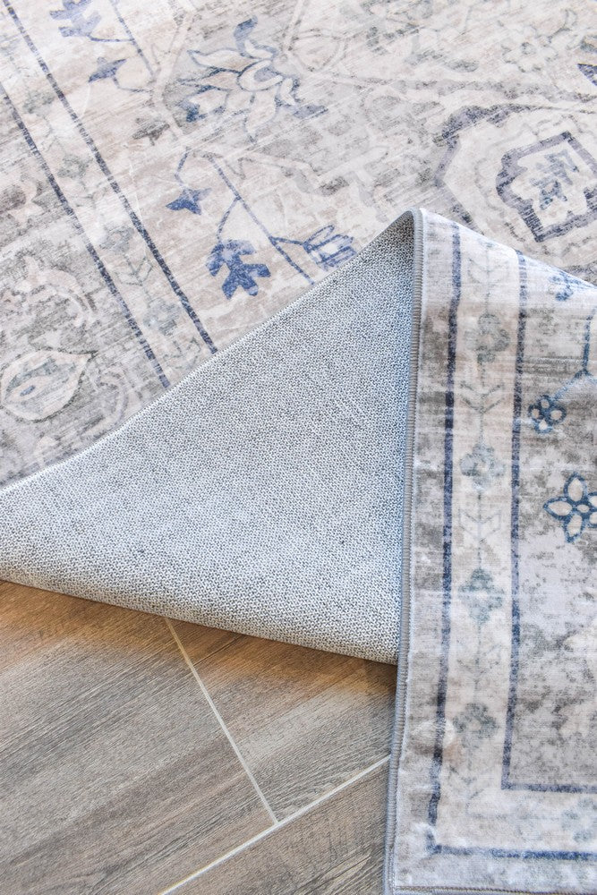 Novaro Alexandra Traditional Rug - Turkish-inspired modern rug from Treasures of Turkey