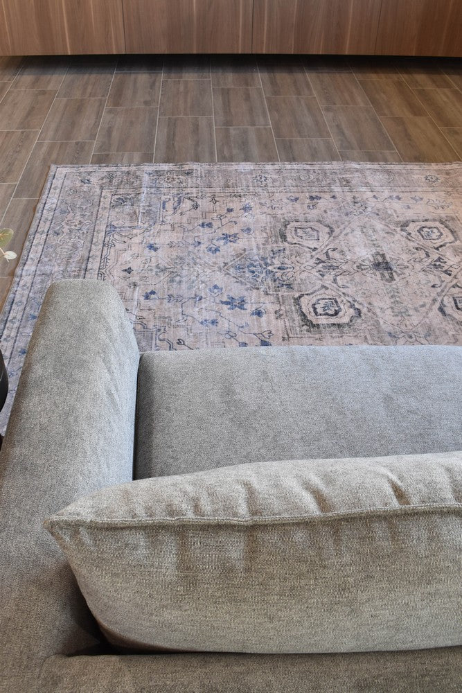 Novaro Alexandra Traditional Rug - Turkish-inspired modern rug from Treasures of Turkey