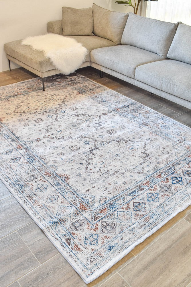 Novaro Casablanca Traditional Rug - Turkish-inspired modern rug from Treasures of Turkey