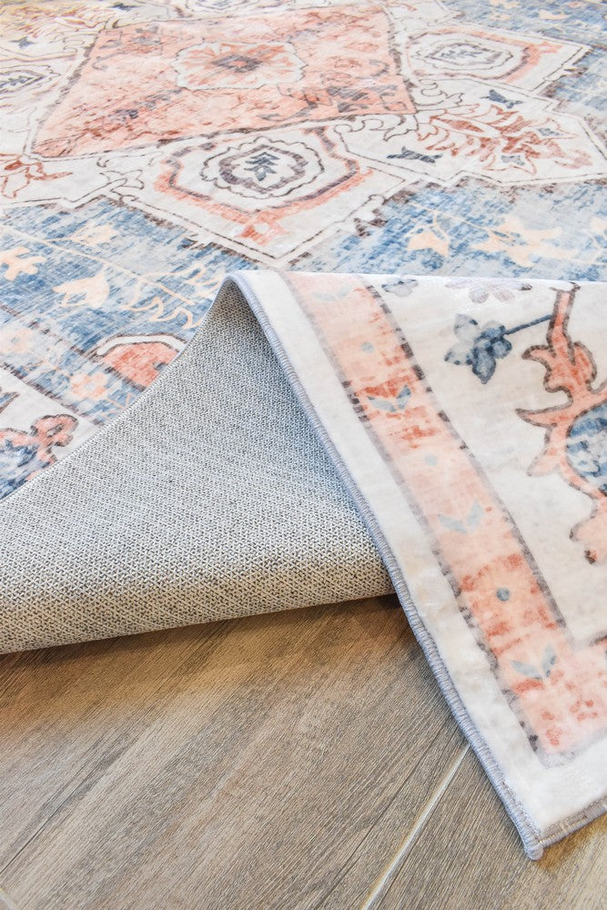 Novaro Chiraz Traditional Rug - Turkish-inspired modern rug from Treasures of Turkey