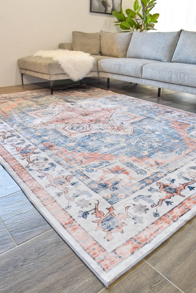 Novaro Chiraz Traditional Rug - Turkish-inspired modern rug from Treasures of Turkey