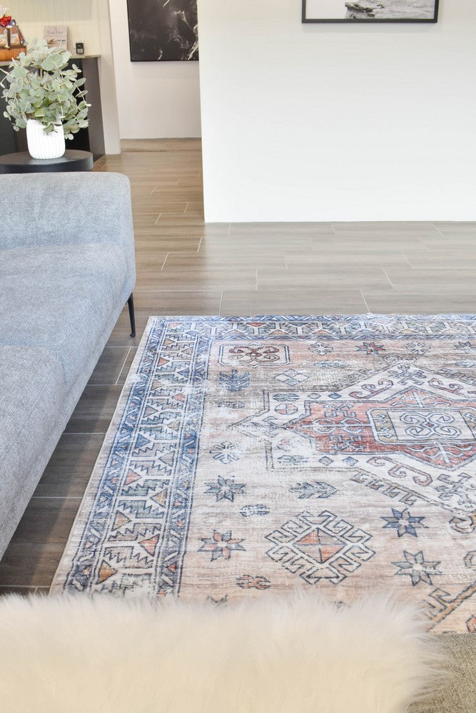 Novaro Orchid Bloom Traditional Rug - Turkish-inspired modern rug from Treasures of Turkey