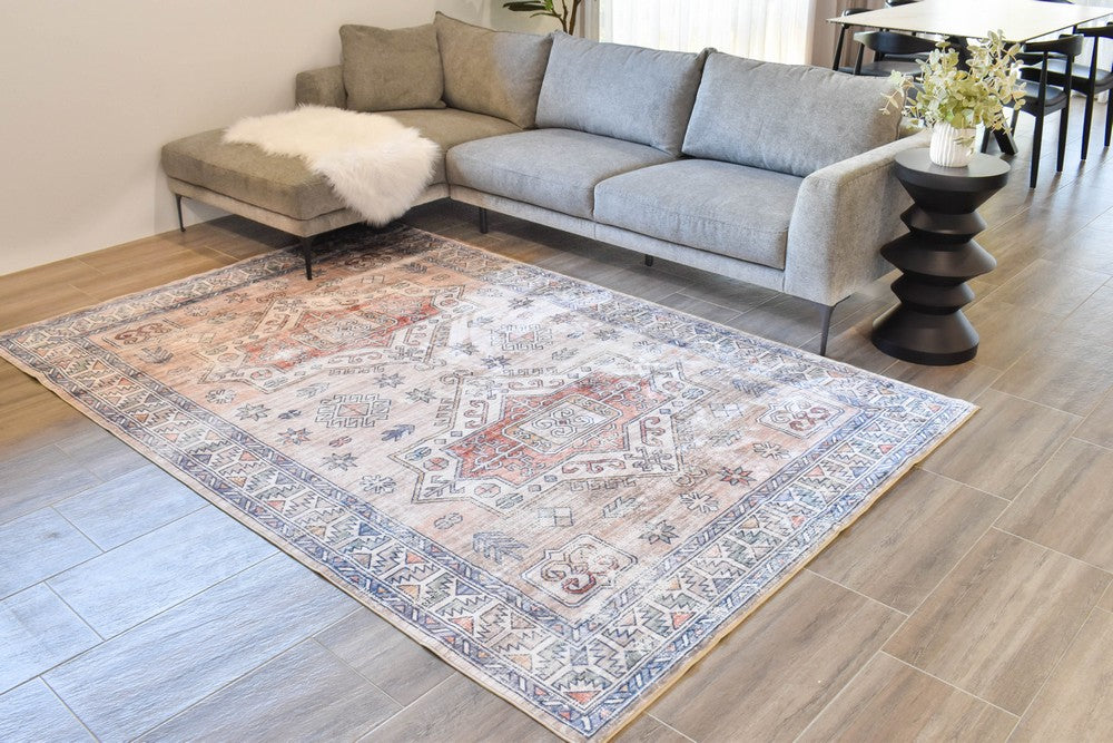 Novaro Orchid Bloom Traditional Rug - Turkish-inspired modern rug from Treasures of Turkey