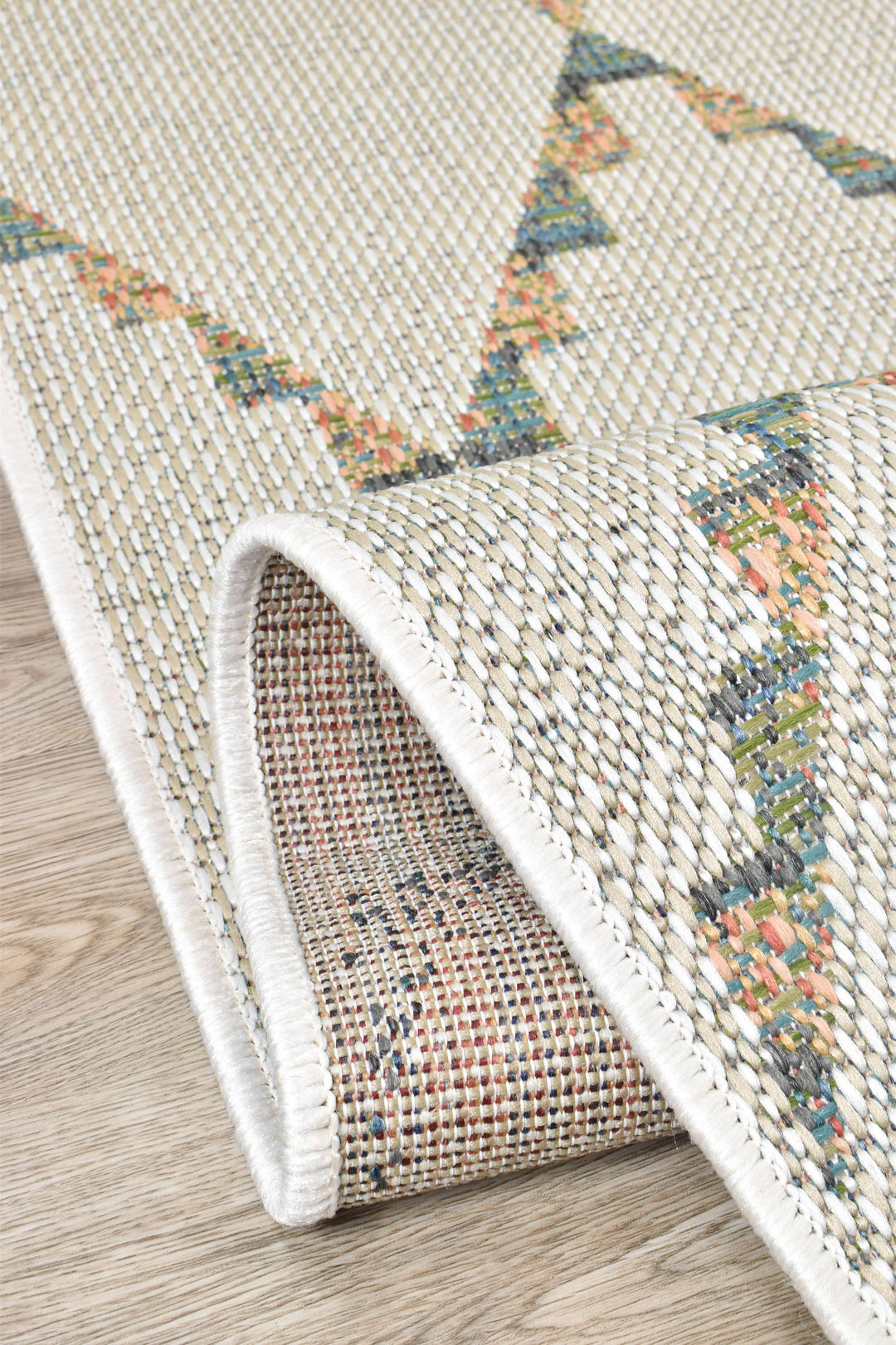 Montana Diamond Rug - Turkish-inspired indoor/outdoor rug from Treasures of Turkey