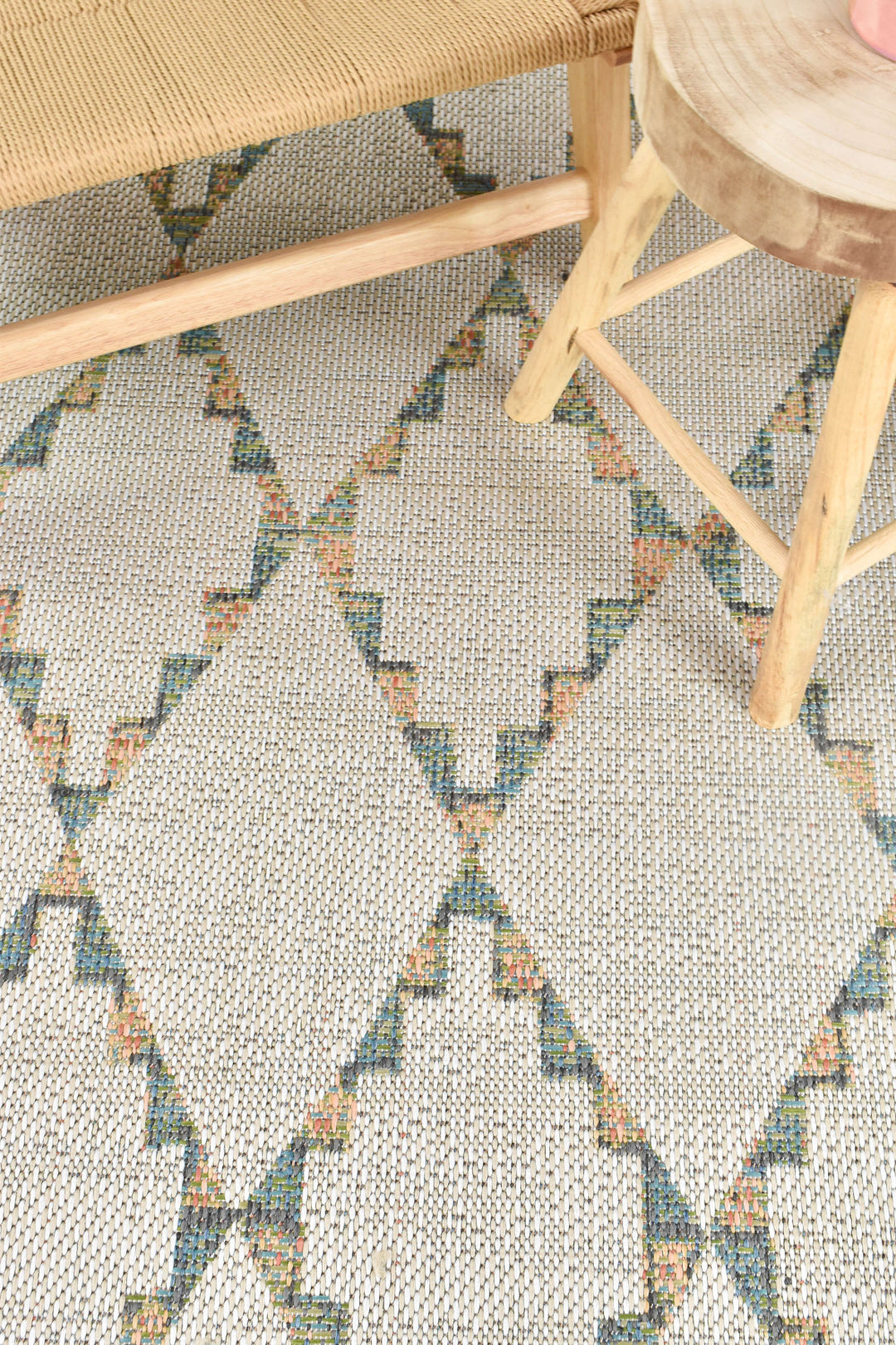 Montana Diamond Rug - Turkish-inspired indoor/outdoor rug from Treasures of Turkey
