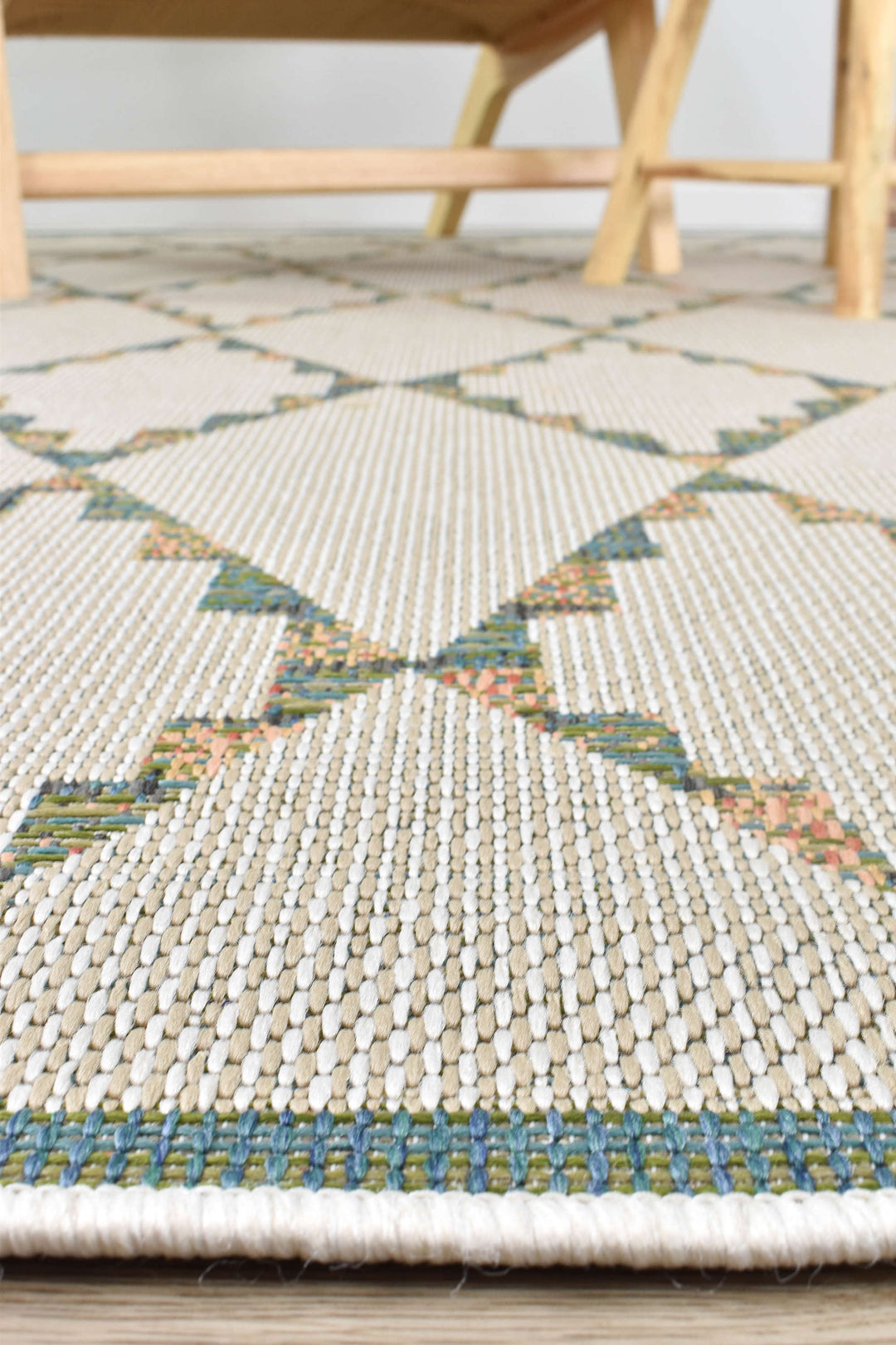 Montana Diamond Rug - Turkish-inspired indoor/outdoor rug from Treasures of Turkey