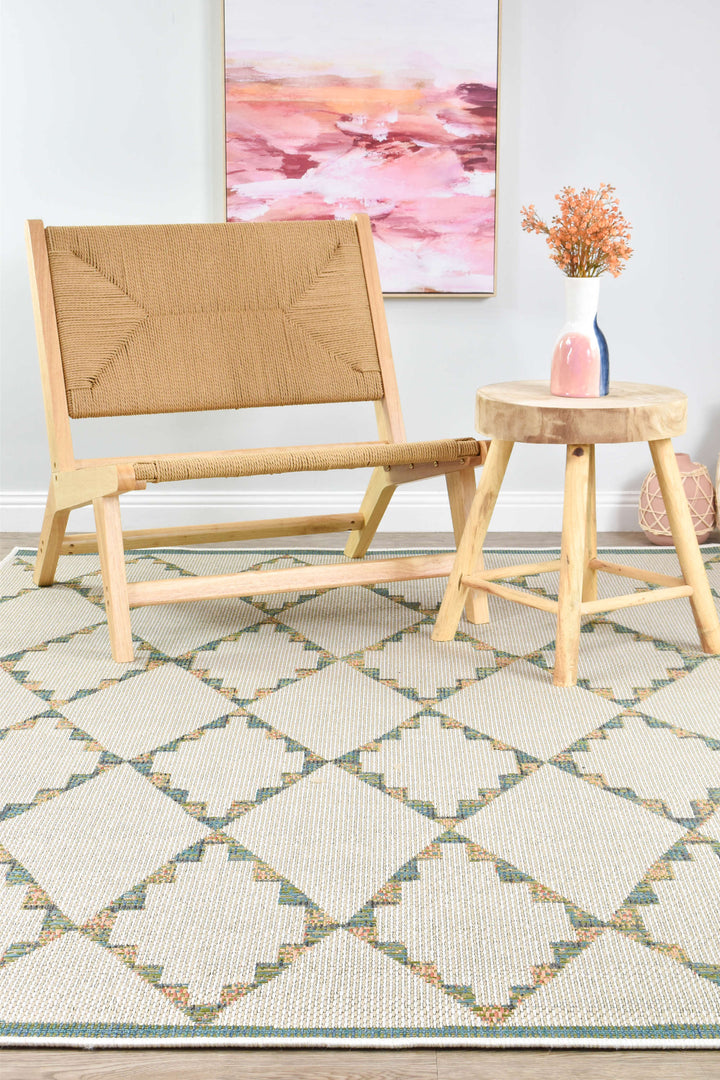 Montana Diamond Rug - Turkish-inspired indoor/outdoor rug from Treasures of Turkey