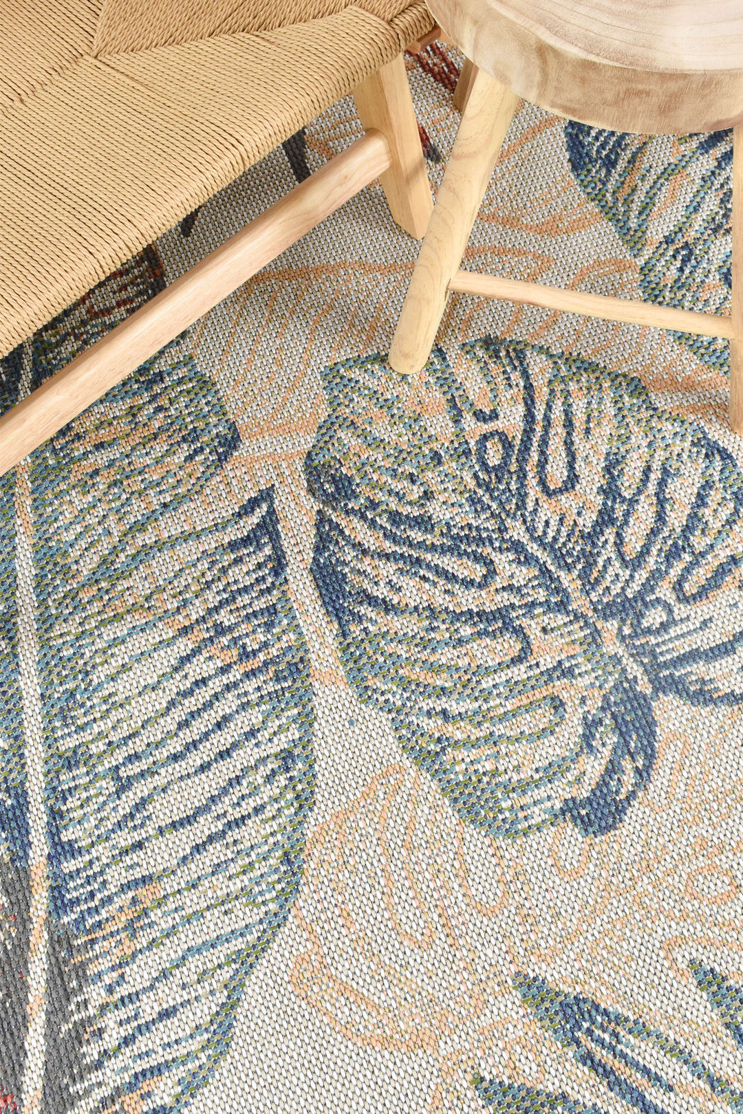 Montana Palm Leaves Rug - Turkish-inspired indoor/outdoor rug from Treasures of Turkey