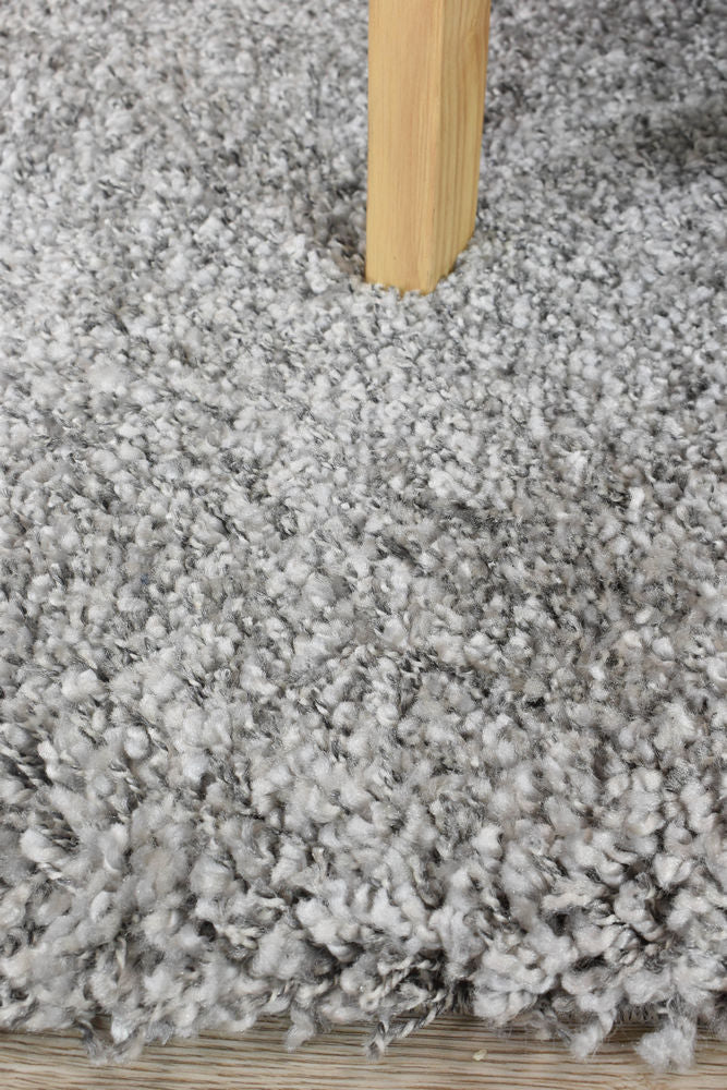 Leona Light Grey Rug - Turkish-inspired shaggy rug from Treasures of Turkey