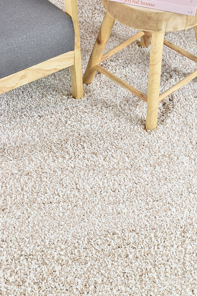 Leona Beige Rug - Turkish-inspired shaggy rug from Treasures of Turkey