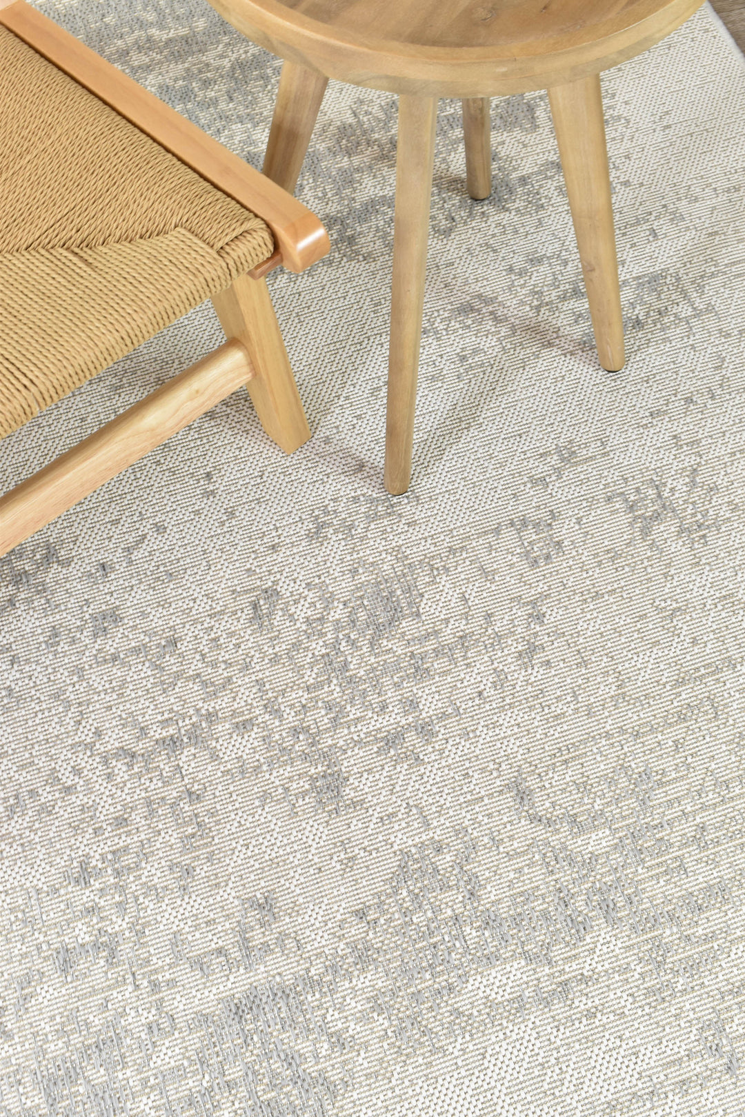 Carmel Silver White Rug - Turkish-inspired indoor/outdoor rug from Treasures of Turkey