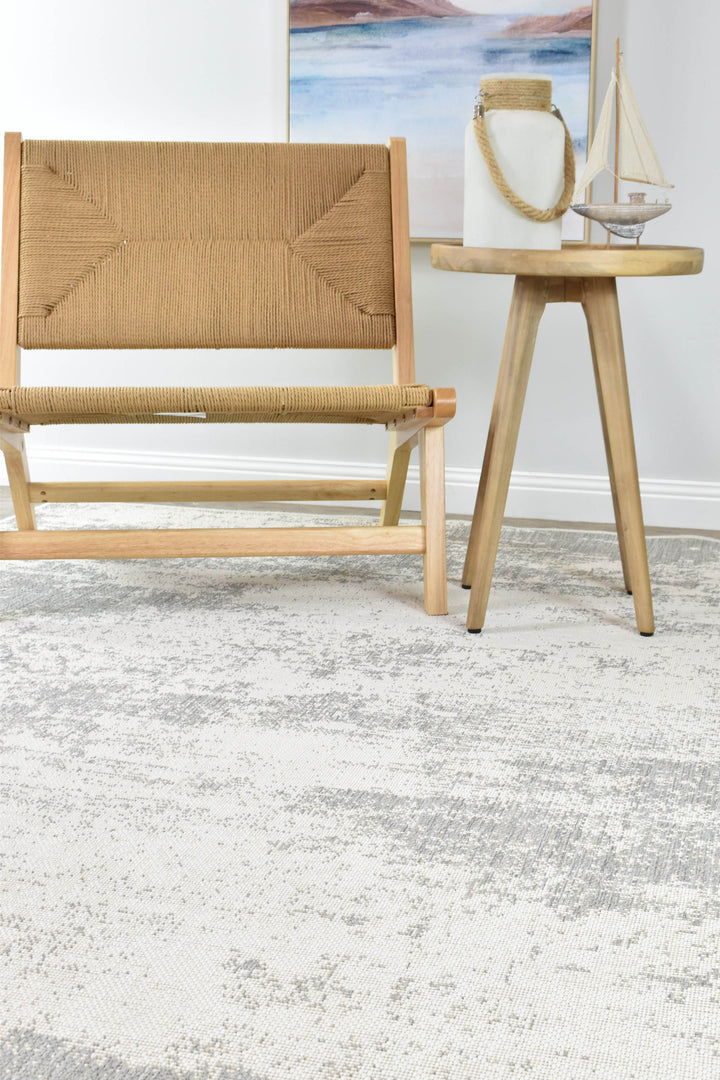 Carmel Silver White Rug - Turkish-inspired indoor/outdoor rug from Treasures of Turkey