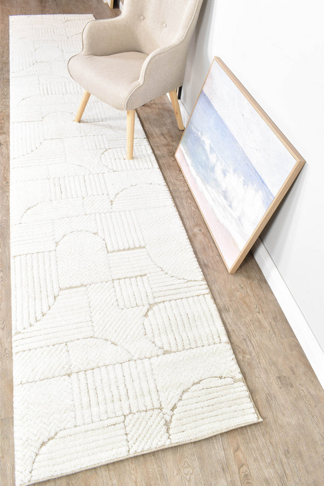 Colorado Beige Runner - Turkish-inspired hallway runner rug from Treasures of Turkey