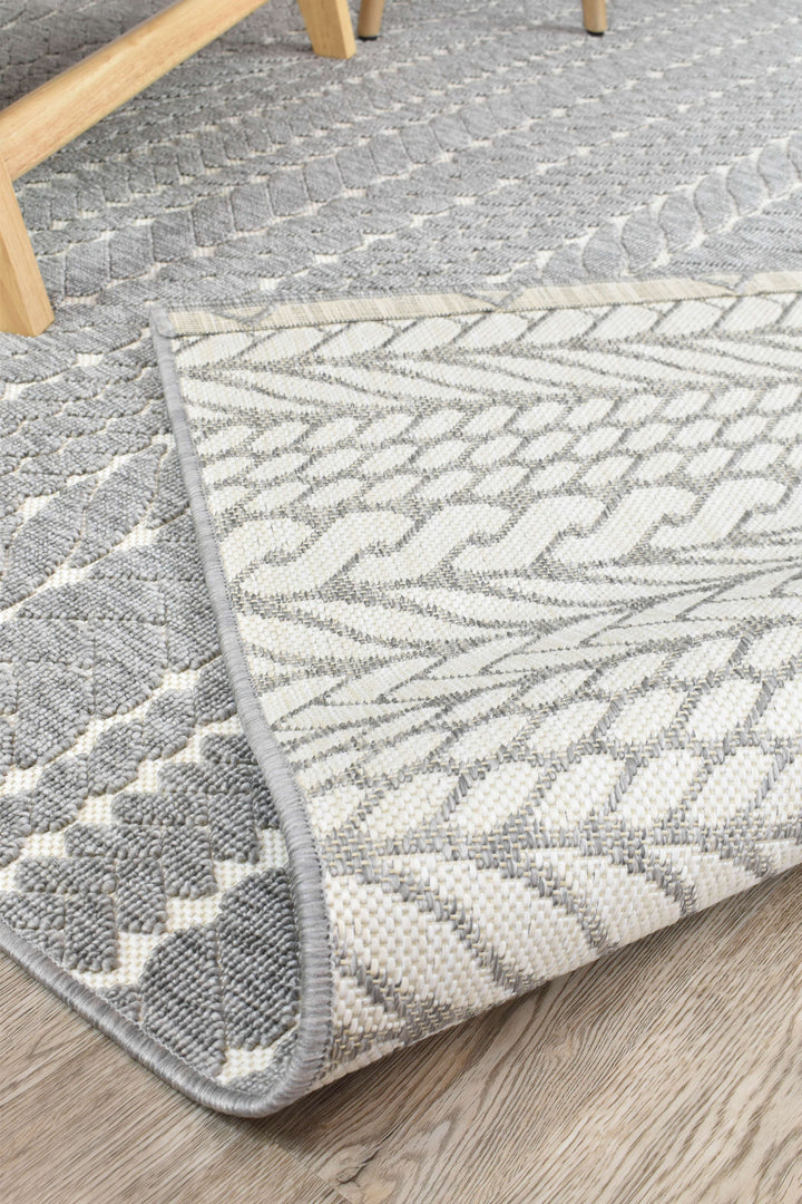 Nevada Grey White Rug - Turkish-inspired indoor/outdoor rug from Treasures of Turkey