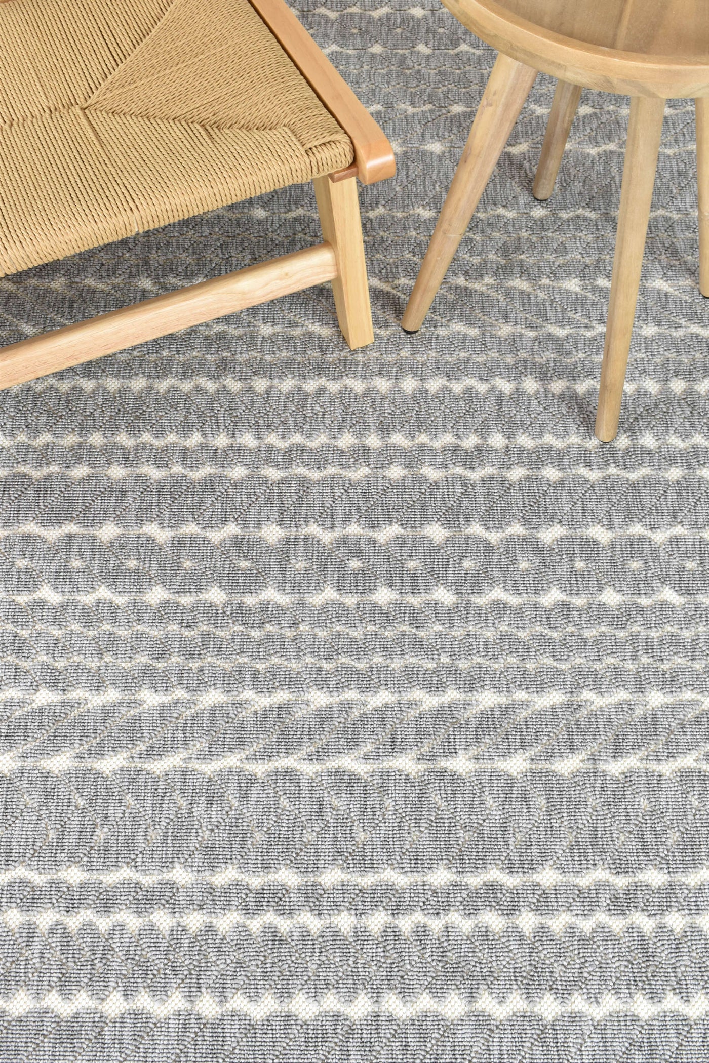 Nevada Grey White Rug 20469-302