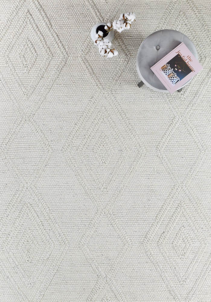 Lapis Ivory Rug - Turkish-inspired flatweave rug from Treasures of Turkey