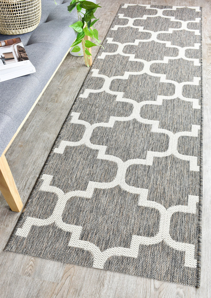 Alaska Runner Beige - Turkish-inspired hallway runner rug from Treasures of Turkey