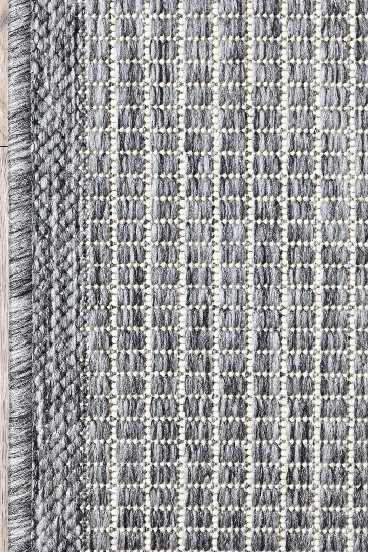 Alaska Runner Dark Grey - Turkish-inspired hallway runner rug from Treasures of Turkey