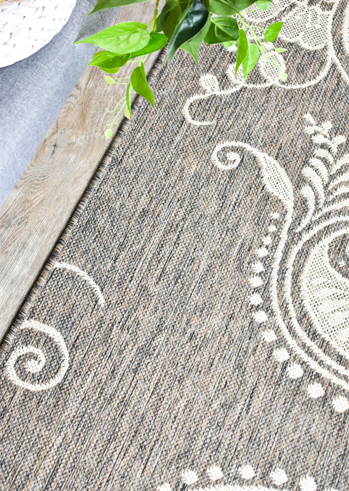 long-island Cream Beige Rug - Turkish-inspired indoor/outdoor rug from Treasures of Turkey