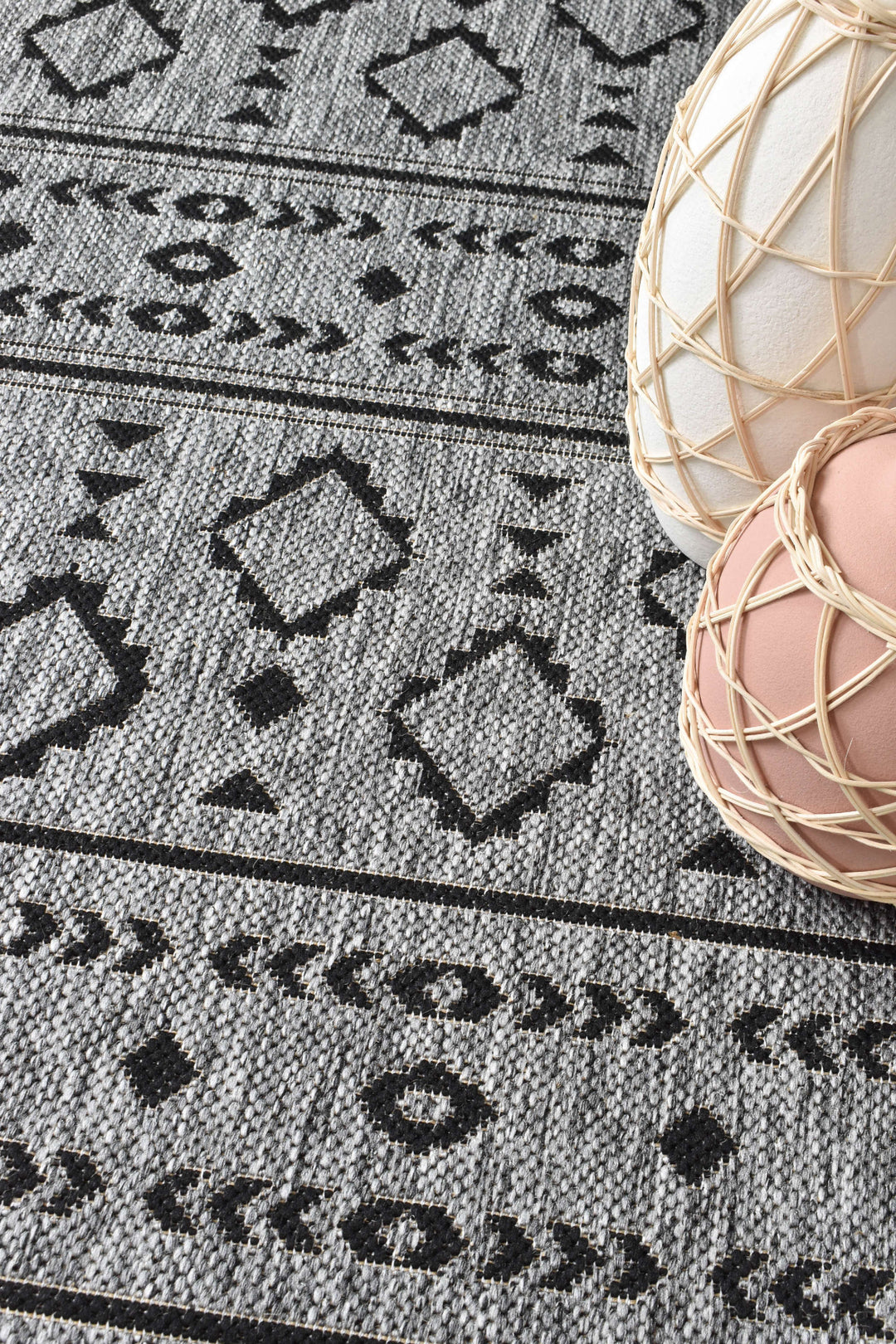 Alaska Runner Dark Grey - Turkish-inspired hallway runner rug from Treasures of Turkey