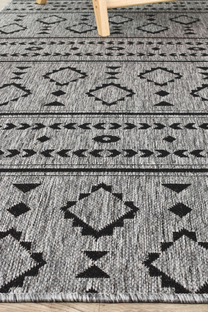 Alaska Dark Grey Rug - Turkish-inspired indoor/outdoor rug from Treasures of Turkey