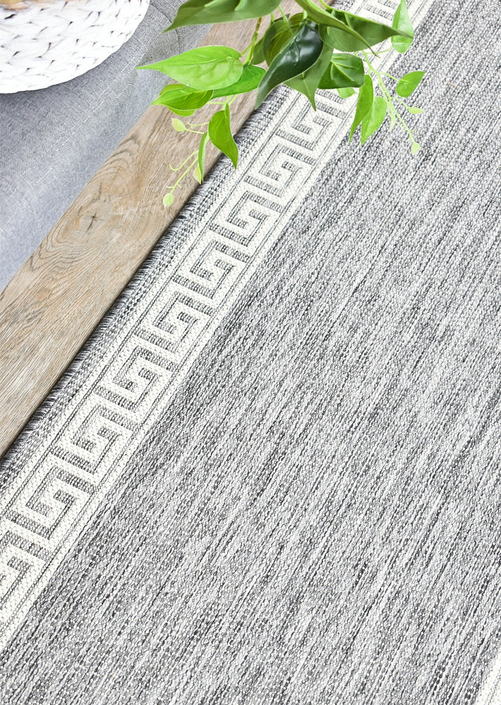 Alaska Runner Light Grey - Turkish-inspired hallway runner rug from Treasures of Turkey