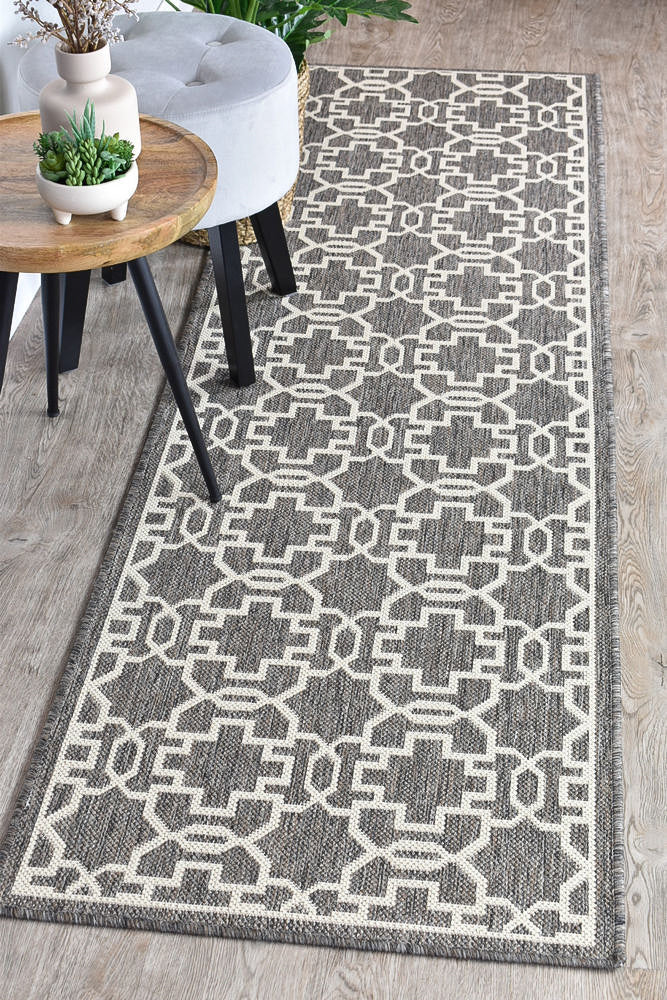 Alaska Brown Cream Rug 208-W71E