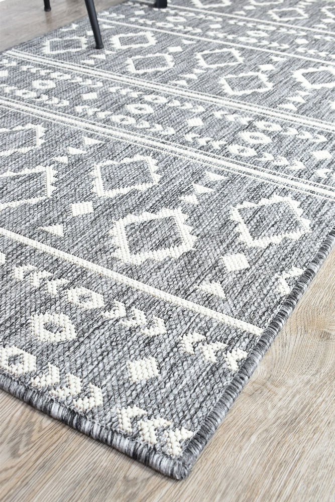 Alaska Runner Grey Cream - Turkish-inspired hallway runner rug from Treasures of Turkey