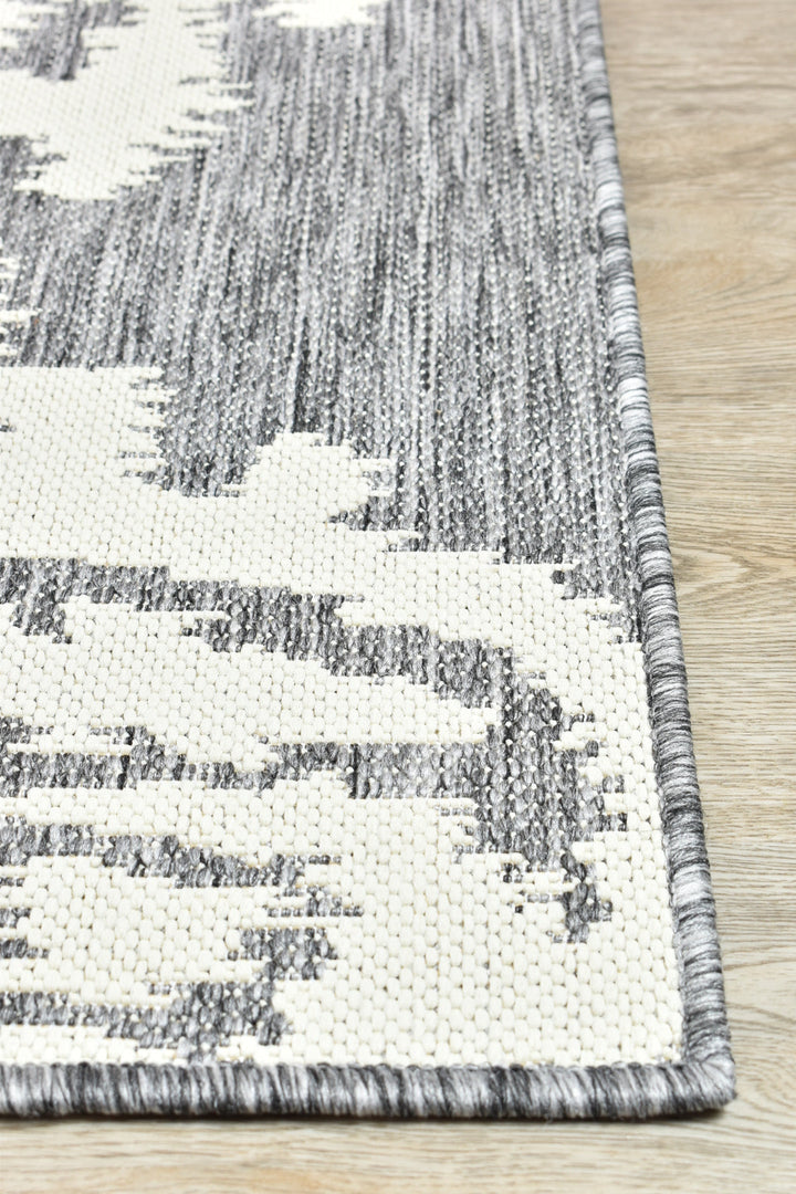 Alaska Grey Cream Rug - Turkish-inspired indoor/outdoor rug from Treasures of Turkey