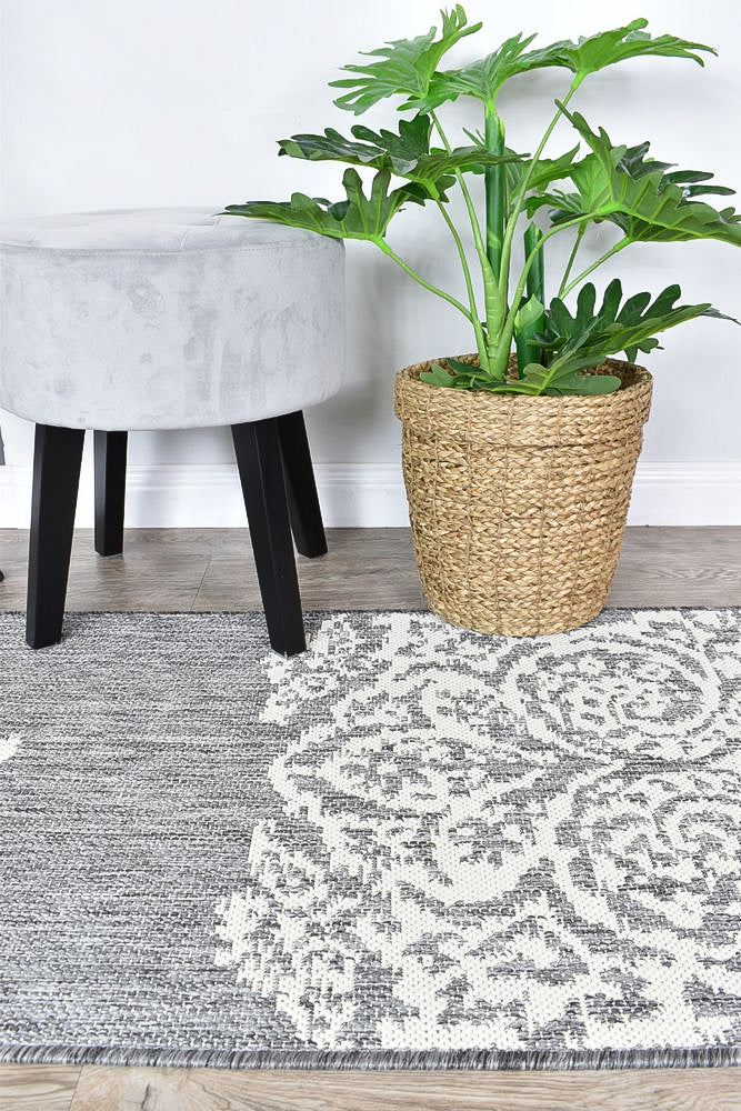 Alaska Runner Grey Cream - Turkish-inspired hallway runner rug from Treasures of Turkey