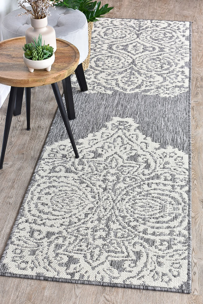 Alaska Grey Cream Rug - Turkish-inspired indoor/outdoor rug from Treasures of Turkey