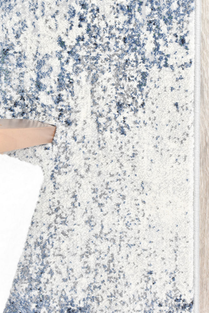 Contemporary Cove Kimberlite Runner - Turkish-inspired hallway runner rug from Treasures of Turkey