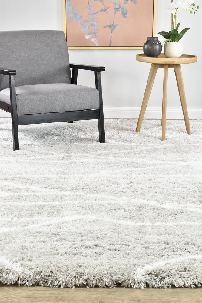 Cobi Light Grey Rug - Turkish-inspired shaggy rug from Treasures of Turkey