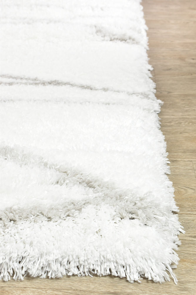 Cobi White Rug - Turkish-inspired shaggy rug from Treasures of Turkey