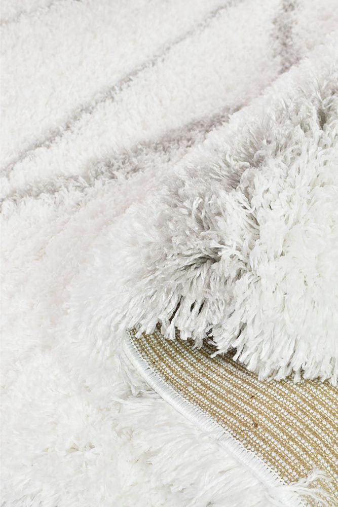 Cobi White Rug - Turkish-inspired shaggy rug from Treasures of Turkey