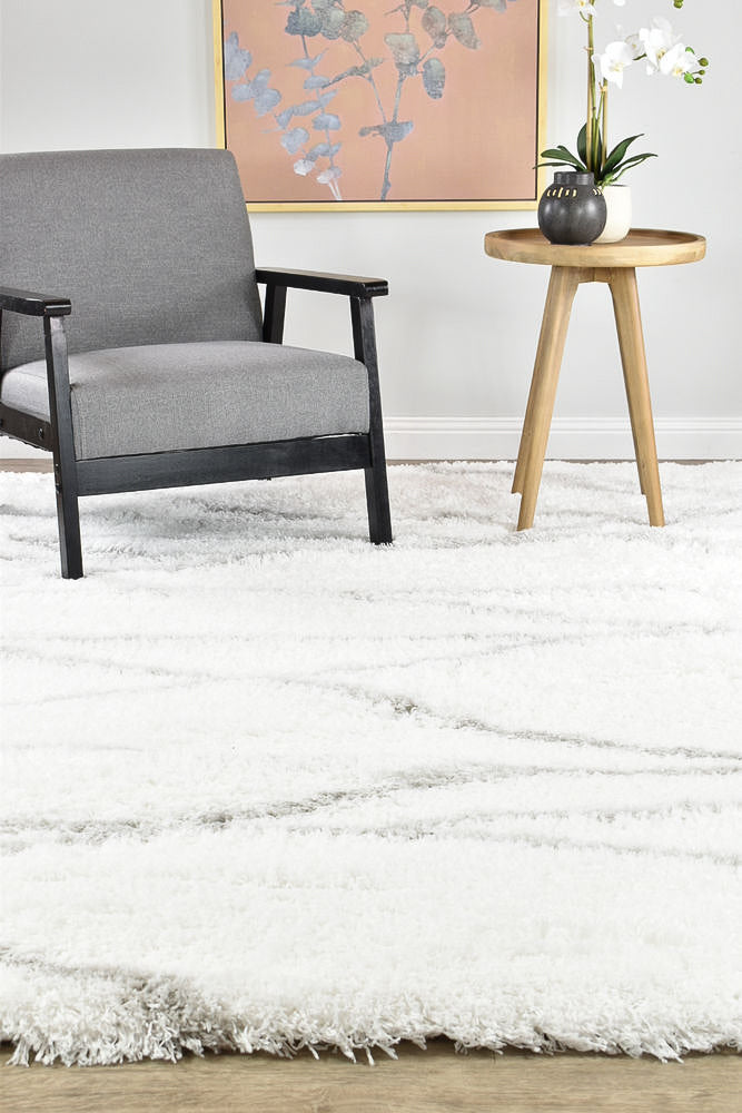 Cobi White Rug - Turkish-inspired shaggy rug from Treasures of Turkey