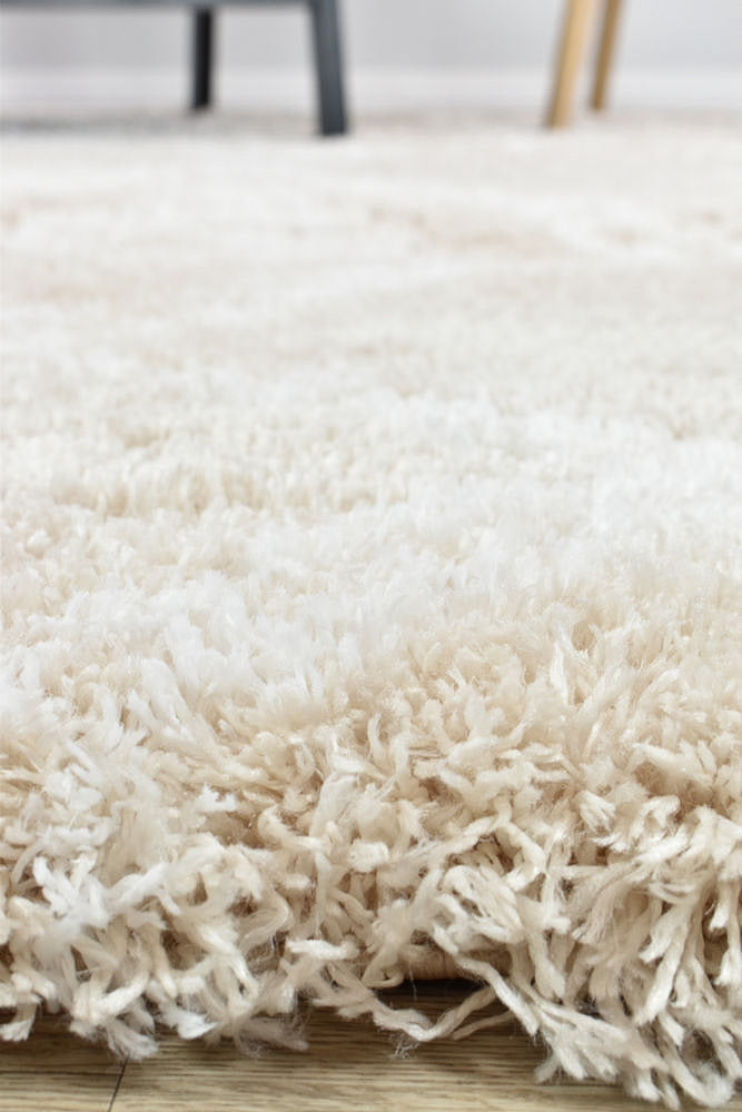 Cobi Beige Rug - Turkish-inspired shaggy rug from Treasures of Turkey