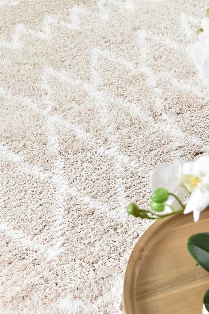 Cobi Beige Rug - Turkish-inspired shaggy rug from Treasures of Turkey