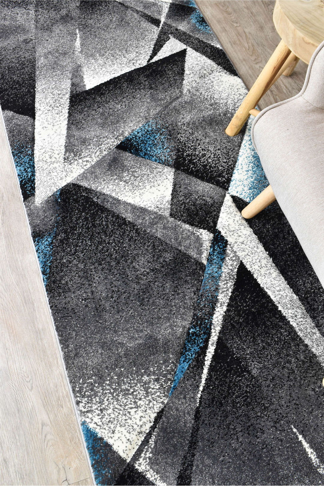Novas Grey Turquoise Runner - Turkish-inspired hallway runner rug from Treasures of Turkey