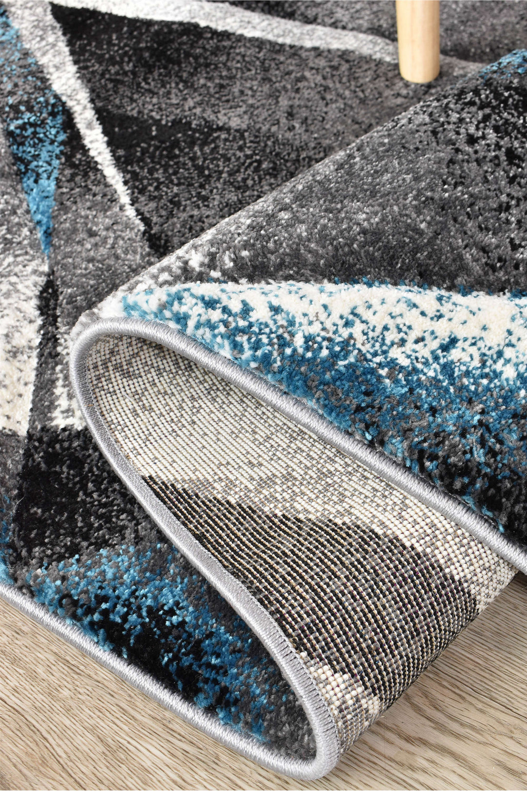 Novas Grey Turquoise Runner - Turkish-inspired hallway runner rug from Treasures of Turkey