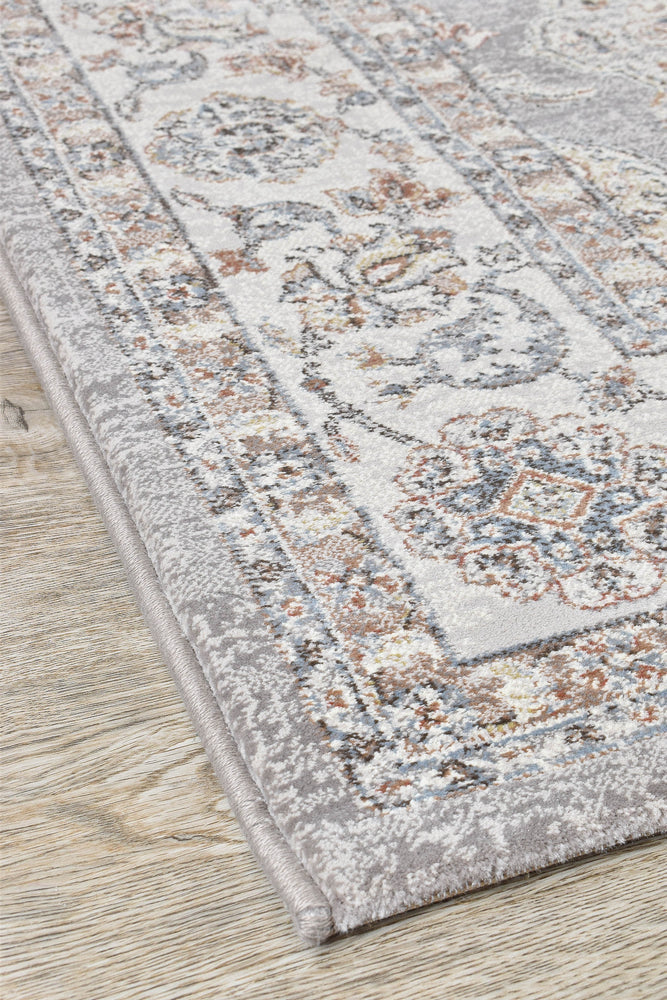 PinnaclePlaza Kingston Rug - Turkish-inspired traditional rug from Treasures of Turkey