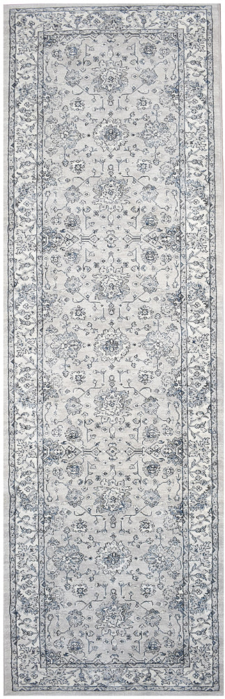 PinnaclePlaza Traditional Rug - Turkish-inspired traditional rug from Treasures of Turkey
