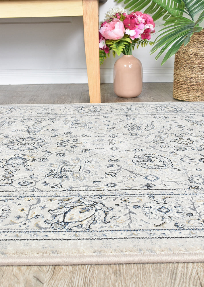 PinnaclePlaza runner - Turkish-inspired hallway runner rug from Treasures of Turkey