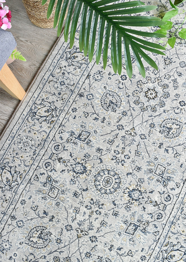 PinnaclePlaza runner - Turkish-inspired hallway runner rug from Treasures of Turkey