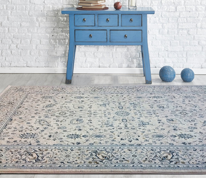PinnaclePlaza Traditional Rug - Turkish-inspired traditional rug from Treasures of Turkey
