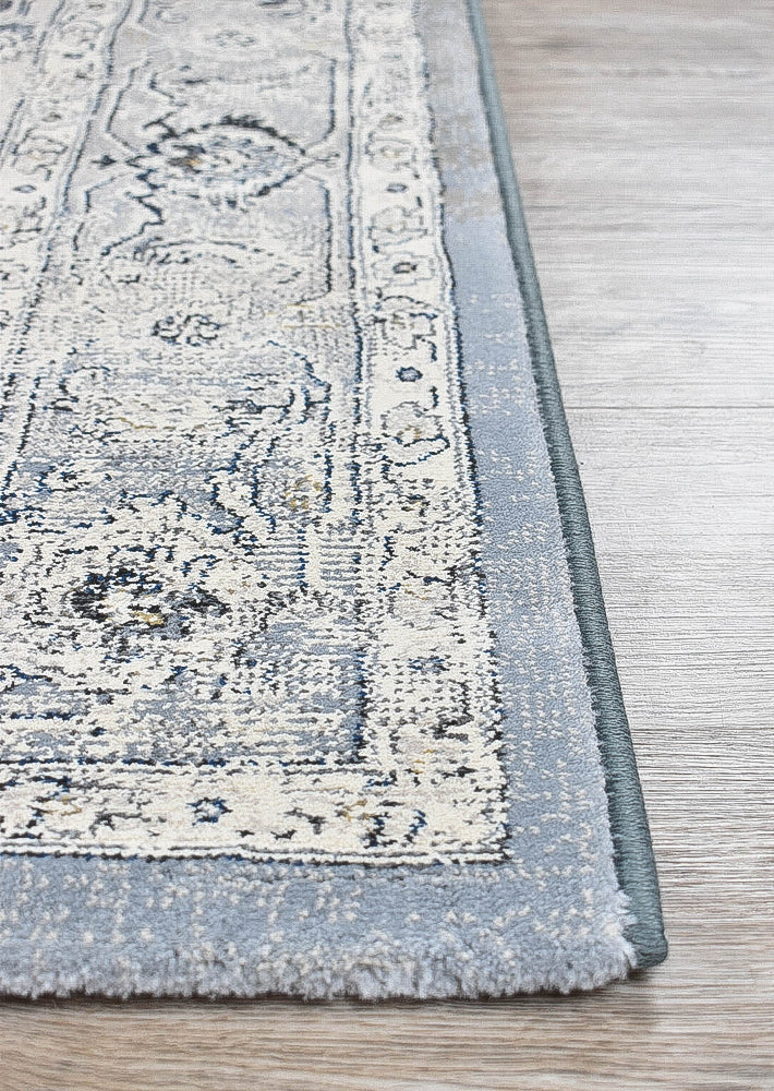PinnaclePlaza Traditional Rug - Turkish-inspired traditional rug from Treasures of Turkey