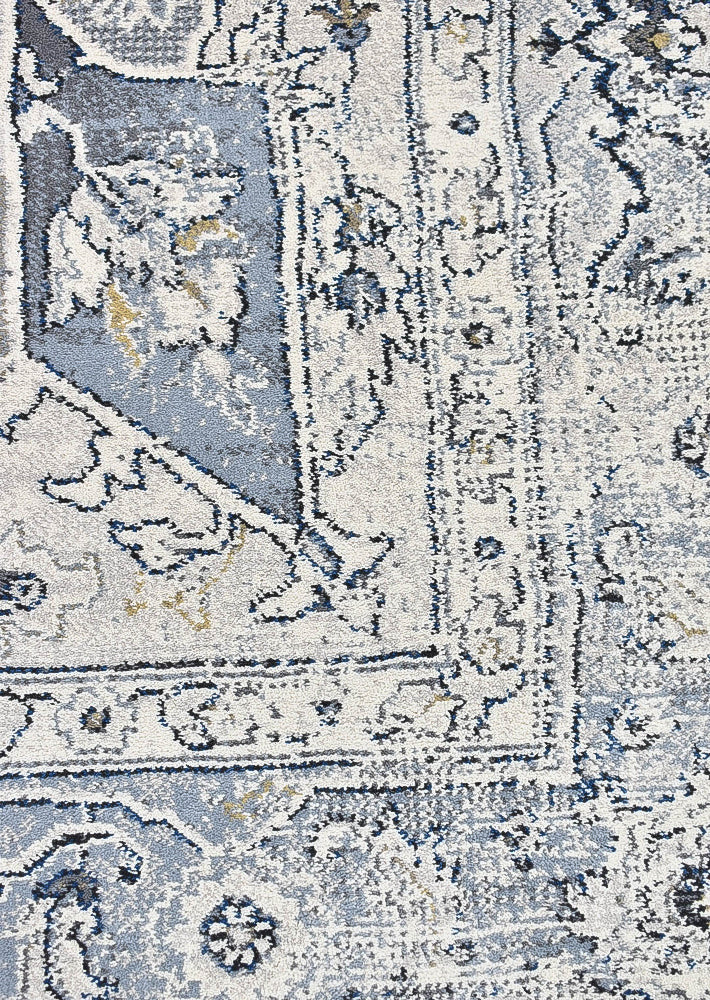 PinnaclePlaza Traditional Rug - Turkish-inspired traditional rug from Treasures of Turkey