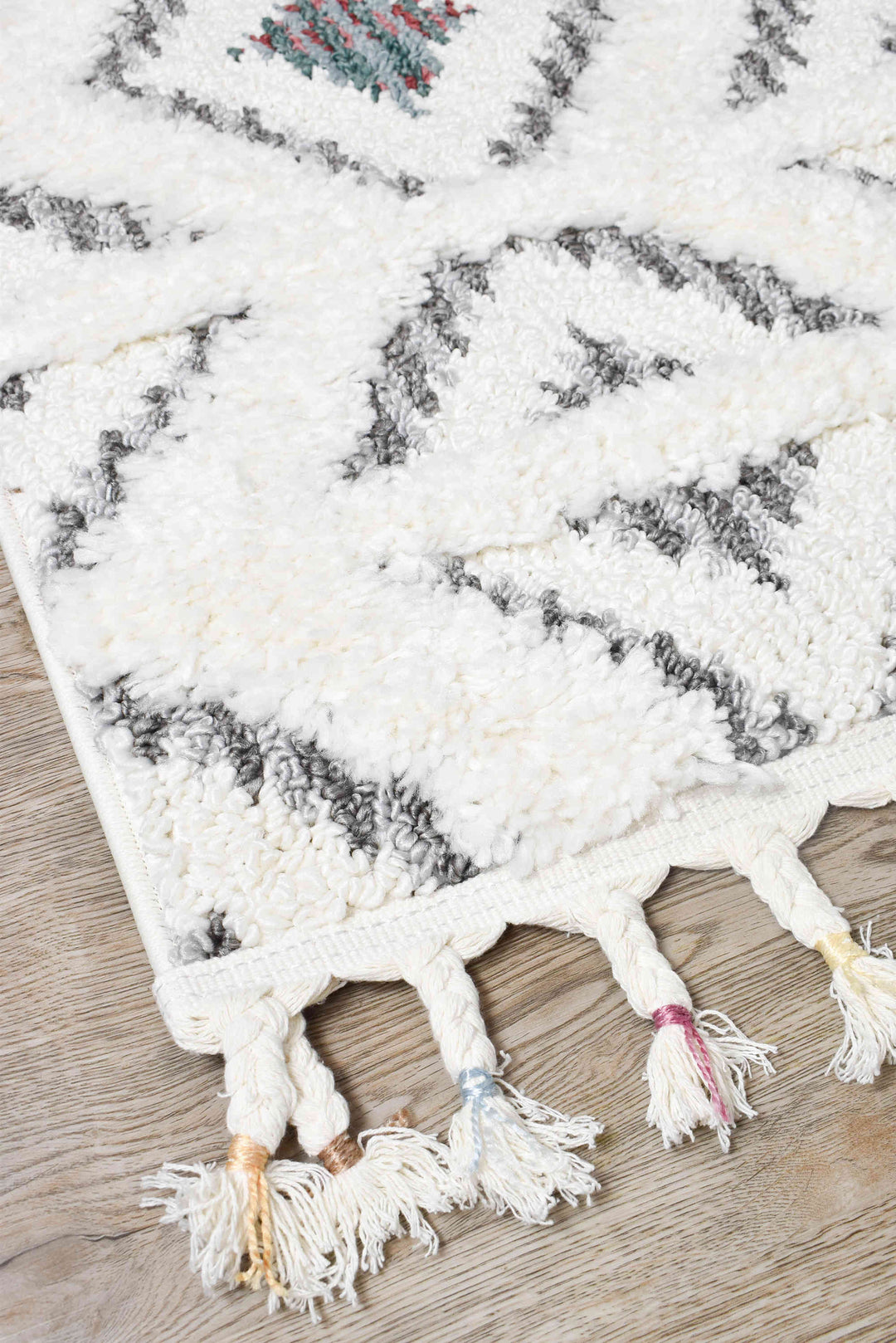 Eden Diamond Rug - Turkish-inspired shaggy rug from Treasures of Turkey