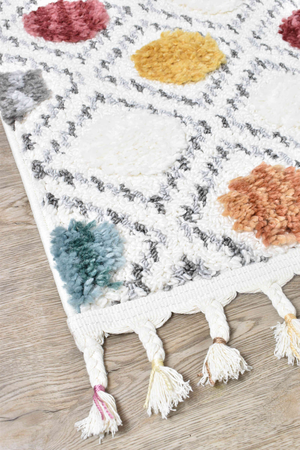 Eden Polka Dots Rug - Turkish-inspired shaggy rug from Treasures of Turkey